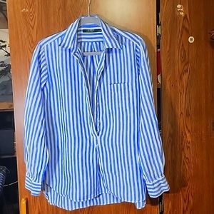 Long sleeve half buttened front long sleeve linen blue and white stripe shirt